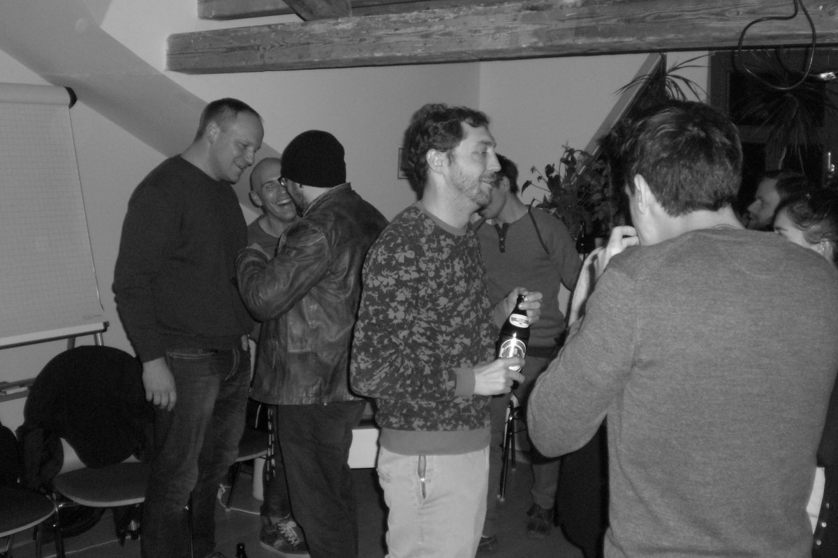 RE 12/2015